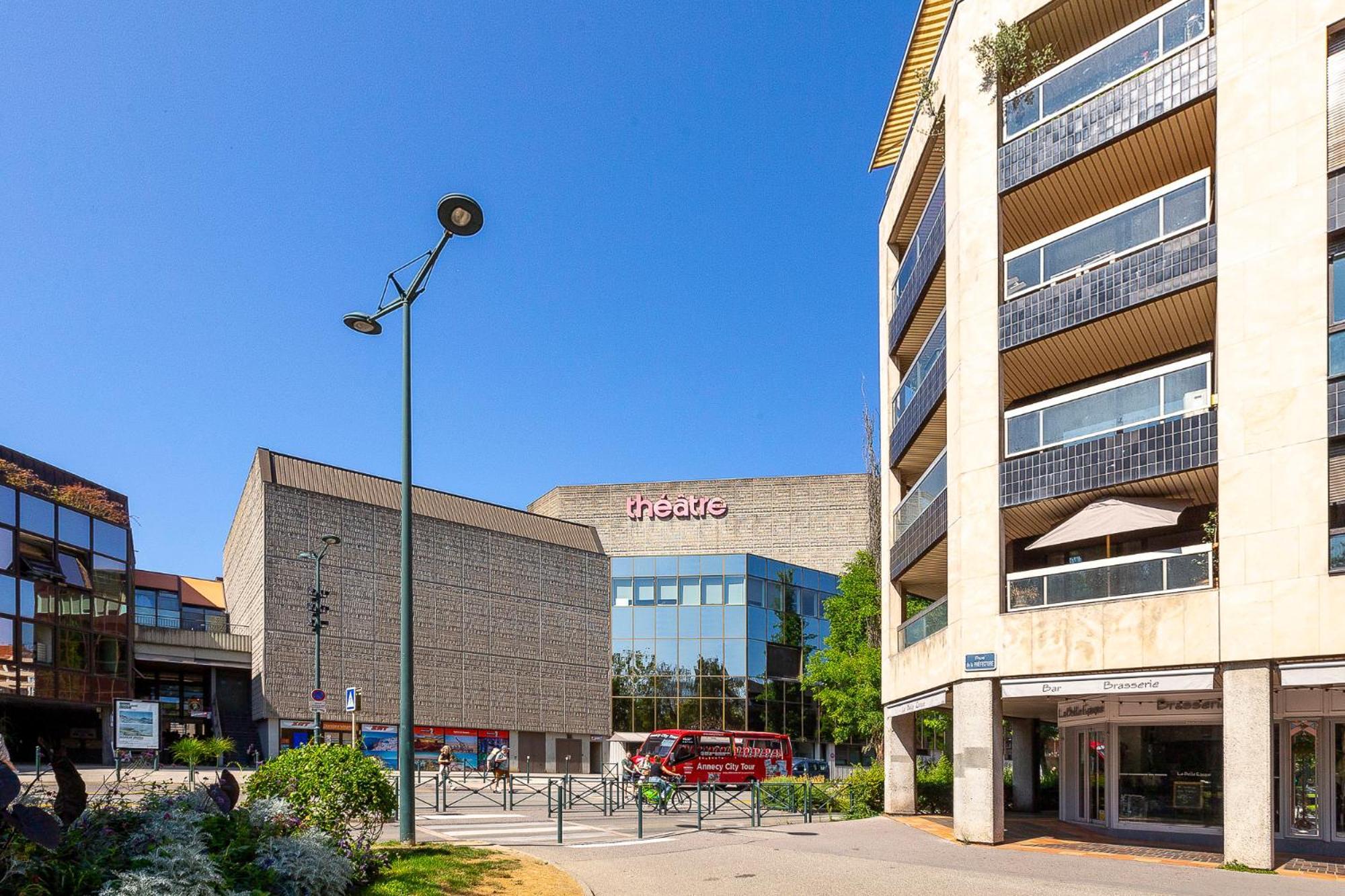 Appartement Moderne Au Coeur D'Annecy - A Deux Pas Du Lac Et De La Vieille Ville 外观 照片